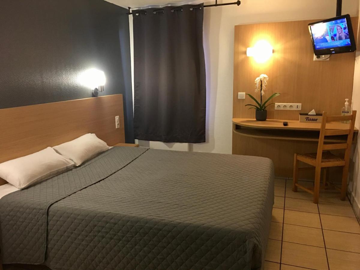 Confort Hotel Montgeron Eksteriør bilde